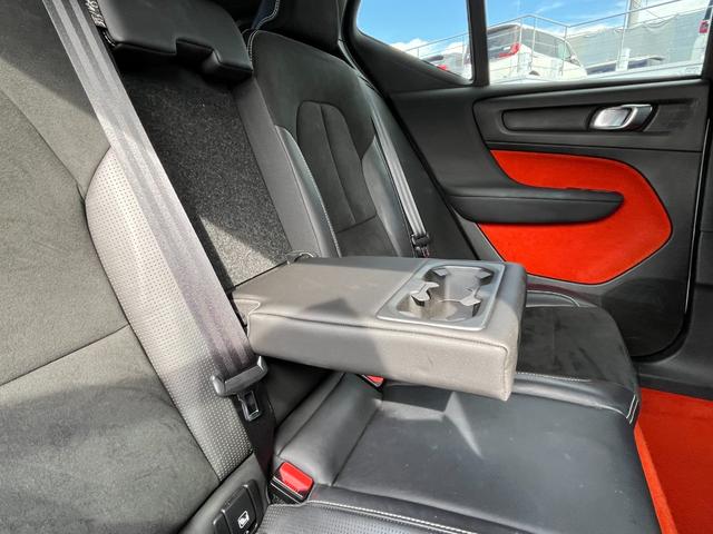 XC40 T4 AWD Rデザイン 純正ナビ 360°カメラ(20枚目)