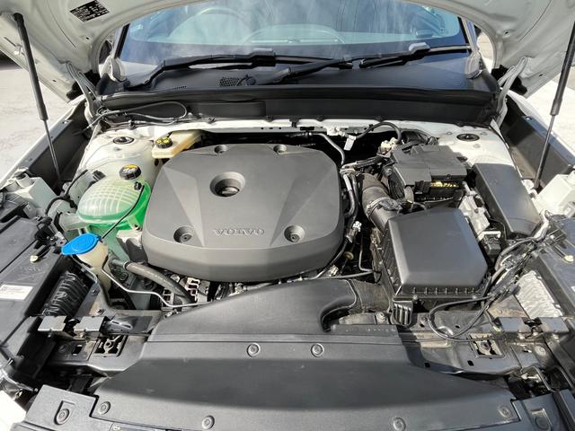 XC40 T4 AWD Rデザイン 純正ナビ 360°カメラ(35枚目)