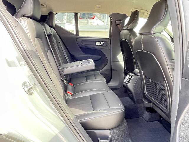 XC40 アルティメット B4 AWD 弊社レンタカー Googleアシスタント 本革シート アクティブクルーズコントロール 360°カメラ(20枚目)