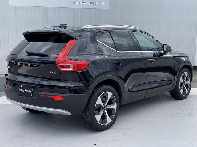ＸＣ４０ ＸＣ４０　Ｕｌｔｉｍａｔｅ　Ｂ４　ＡＷＤ　Ｇｏｏｇｌｅ搭載　前後純正ドラレコ　４８Ｖ　ｈａｒｍａｎ／ｋａｒｄｏｎプレミアムサウンド　パワーテールゲート　１９インチＡＷ　クリスタルシフトノブ（9枚目）