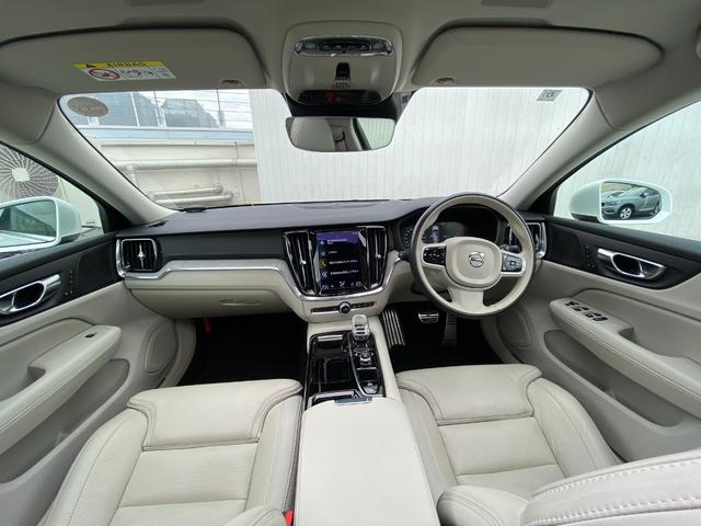 Ｖ６０ リチャージ　ＰＨＶ　Ｔ６　ＡＷＤ　インスクリプション　パノラマルーフ　ファインナッパレザー　ｈａｒｍａｎ／ｋａｒｄｏｎ　ＨＤＤナビ　地デジＴＶ　Ａｐｐｌｅ　Ｃａｒｐｌａｙ　Ａｎｄｒｏｉｄ　Ａｕｔｏ　３６０°カメラ　パワーシート　シートヒーター（5枚目）