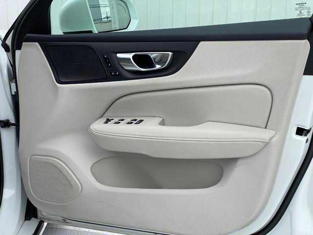 Ｖ６０ リチャージ　ＰＨＶ　Ｔ６　ＡＷＤ　インスクリプション　パノラマルーフ　ファインナッパレザー　ｈａｒｍａｎ／ｋａｒｄｏｎ　ＨＤＤナビ　地デジＴＶ　Ａｐｐｌｅ　Ｃａｒｐｌａｙ　Ａｎｄｒｏｉｄ　Ａｕｔｏ　３６０°カメラ　パワーシート　シートヒーター（18枚目）