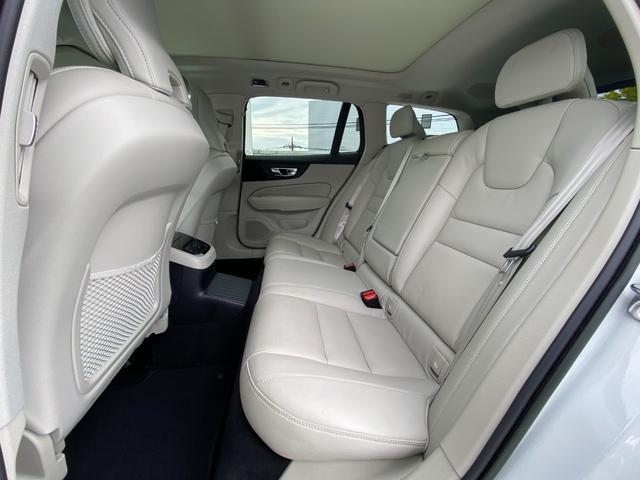 Ｖ６０ リチャージ　ＰＨＶ　Ｔ６　ＡＷＤ　インスクリプション　パノラマルーフ　ファインナッパレザー　ｈａｒｍａｎ／ｋａｒｄｏｎ　ＨＤＤナビ　地デジＴＶ　Ａｐｐｌｅ　Ｃａｒｐｌａｙ　Ａｎｄｒｏｉｄ　Ａｕｔｏ　３６０°カメラ　パワーシート　シートヒーター（22枚目）