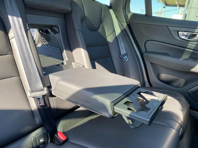 V60 B5 インスクリプション Bowers&Wilkins パノラマサンルーフ ACC 正ナビ 全方位カメラ シートクーラー シートヒーター パワーシート LEDヘッドライト スマートキー ア オレフォス製シフト(21枚目)