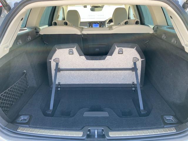 Ｖ６０ クロスカントリー　Ｂ５　ＡＷＤ　本革シート　純正ドライブレコーダー（31枚目）