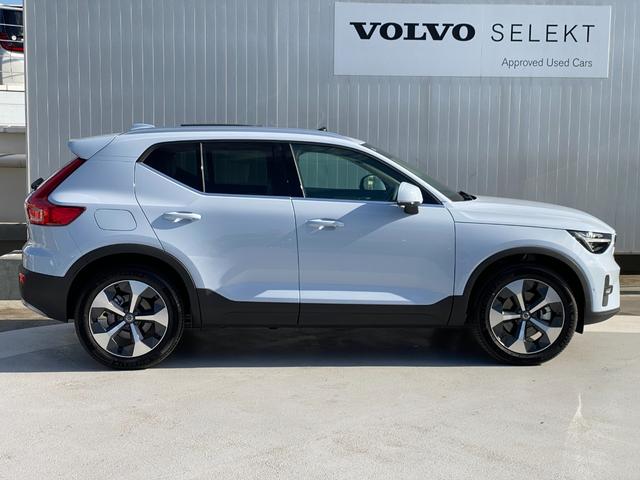 XC40 ウルトラ B4 AWD ブライトGoogleアシスタント 電動サンルーフ 前後シートヒーター付き(9枚目)