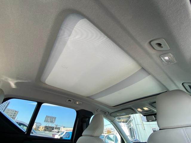 XC40 ウルトラ B4 AWD ブライトGoogleアシスタント 電動サンルーフ 前後シートヒーター付き(23枚目)