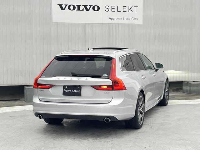 Ｖ９０ Ｄ４　ノルディックエディション　ディーゼルターボ　６０台限定　パノラマＳＲ　ＨＵＤ　ＡＣＣ　ＢＬＩＳ　ＨａｒｍａｎＫａｒｄｏｎ　純正ナビ　ＴＶ　３６０°　　純１９インチＡＷ　ＬＥＤヘッドライト　電動リアゲート（6枚目）