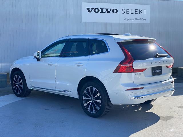 ＸＣ６０ アルティメット　Ｂ５　ＡＷＤ　Ｇｏｏｇｌｅ搭載　パノラマ・ガラスルーフ　ｈａｒｍａｎ／ｋａｒｄｏｎ　３６０度ビューカメラ　ドライブレコーダー　ヘッドアップ・ディスプレイ　本革シート　　ワイヤレス・スマートフォン・チャージ（13枚目）