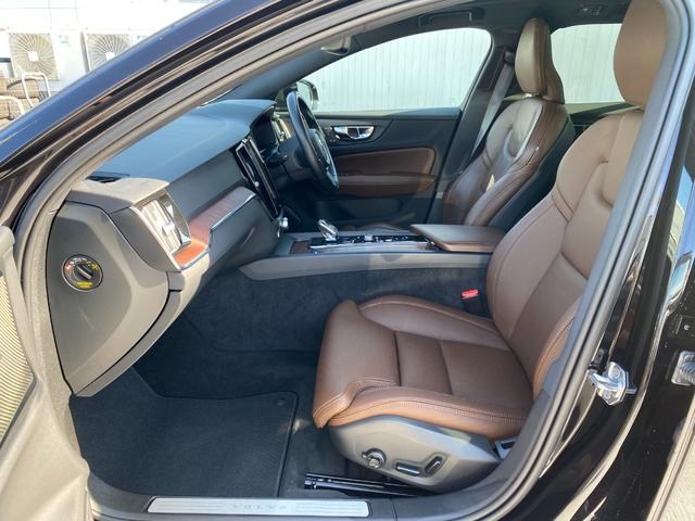 V60 B5 インスクリプション 電動サンルーフ ベンチレーション機能付きシート 純正ドライブレコーダー(13枚目)