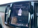 シートマッサージを始め、オットマン・サイドサポート・ランバーサポートを装備したボルボ自慢シート