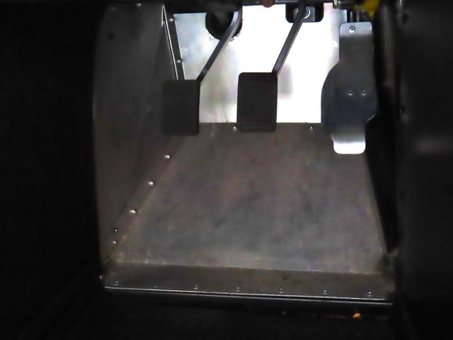 セブンＣＳＲ 　ＣＳＲ４５０　アルミ＋グリーン／ブラックレザー（13枚目）