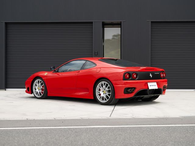 チャレンジストラダーレ レッド系(赤)の中古車を探すなら チャレンジストラダーレ レッド系(赤)の中古車を探すなら
