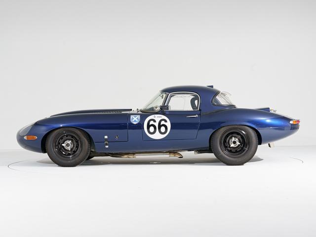 Ｅタイプ ３．８－Ｌｉｔｅｒ　Ｃｏｍｐｅｔｉｔｉｏｎ　Ｃｏｕｐｅ　Ｆｉａホモロケーション取得済　外装色フラッグメタリックブルー　３．８Ｌ直列６気筒ＤＯＨＣ　４速ＭＴ（11枚目）