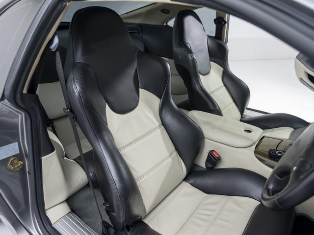 ＤＢ７ ＧＴＡ　１１２台のみが生産された中の１台・日本正規輸入車　／　２オーナー車（7枚目）