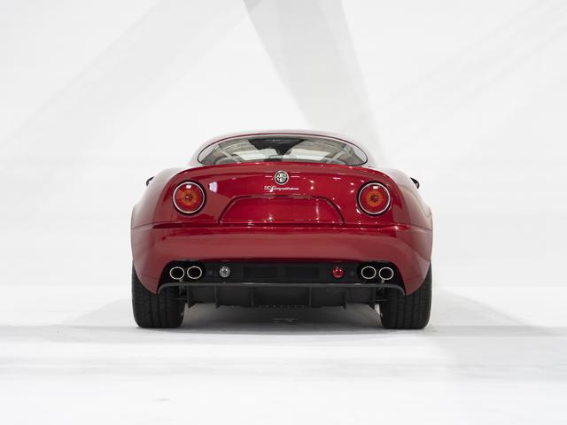 8Cコンペティツィオーネ コンペティツィオーネレッド・自然吸気4.6L V8 ドライサンプエンジン・ポルトローナフラウブラックレザー(8枚目)