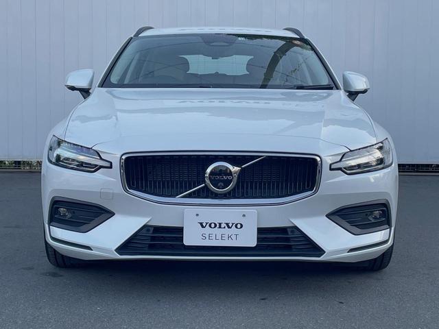 Ｖ６０ プラス　Ｂ４　認定中古車　本革シート　インテリセーフ　衝突被害軽減ブレーキ　パイロットアシスト　レーダークルーズ　純正９インチナビ　シートヒーター　ハンドルヒーター　パワーシート　フロントカメラ（16枚目）