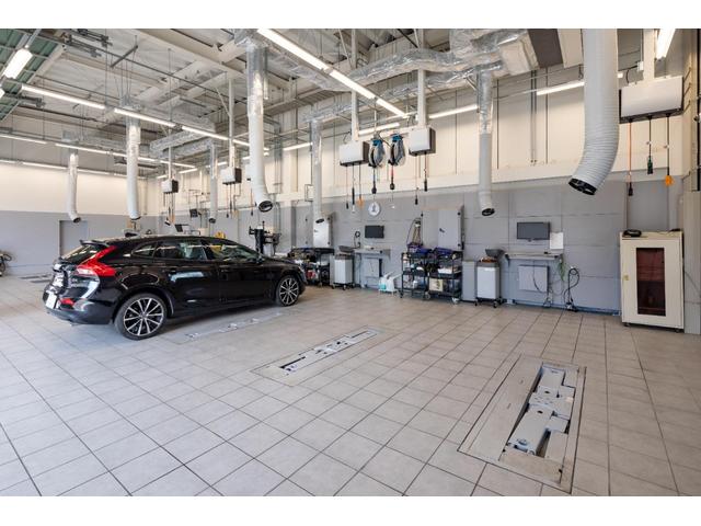 Ｖ６０ プラス　Ｂ４　認定中古車　本革シート　インテリセーフ　衝突被害軽減ブレーキ　パイロットアシスト　レーダークルーズ　純正９インチナビ　シートヒーター　ハンドルヒーター　パワーシート　フロントカメラ（66枚目）