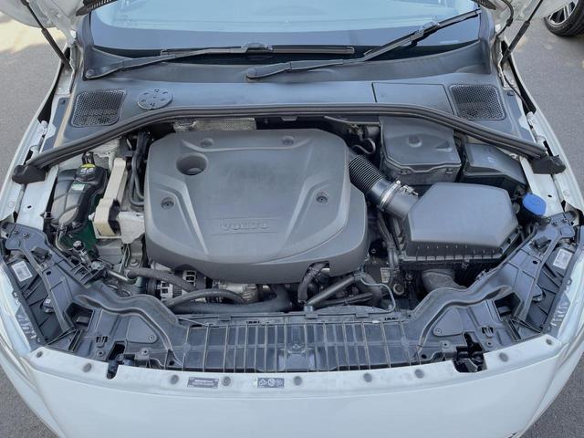 Ｖ６０ Ｄ４　クラシック　本革シート　インテリセーフ　衝突被害軽減ブレーキ　パイロットアシスト　純正ナビ　シートヒーター　バックカメラ　Ｂｌｕｅｔｏｏｔｈ　ＬＥＤヘッドライト　ブラインドスポットインフォメーション（39枚目）