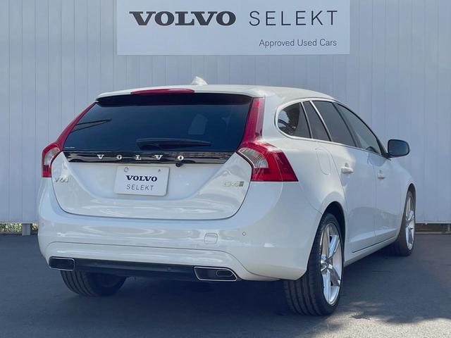 Ｖ６０ Ｄ４　クラシック　本革シート　インテリセーフ　衝突被害軽減ブレーキ　パイロットアシスト　純正ナビ　シートヒーター　バックカメラ　Ｂｌｕｅｔｏｏｔｈ　ＬＥＤヘッドライト　ブラインドスポットインフォメーション（46枚目）