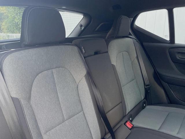 ＸＣ４０ プラス　プロ　Ｂ３　認定中古車　ｈａｒｍａｎ／ｋａｒｄｏｎ　インテリセーフ　衝突被害軽減ブレーキ　３６０ビューカメラ　純正９インチナビ　シートヒーター　ハンドルヒーター　フロントカメラ　サイドカメラ　バックカメラ（34枚目）