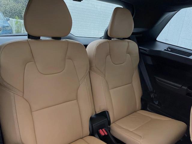 XC90 アルティメット B6 AWD 認定中古車 AWD ナッパレザーシート サンルーフ  B&Wプレミアムサウンド インテリセーフ 衝突被害軽減ブレーキ 360ビューカメラ パイロットアシスト レーダークルーズ 純正9インチナビ(16枚目)