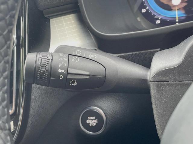 XC40 プラス プロ B3 認定中古車 インテリセーフ 衝突被害軽減ブレーキ レーダークルーズ 純正9インチナビ フロントカメラ バックカメラ サイドカメラ 純正ナビ シートヒーター・LEDヘッドライト(7枚目)