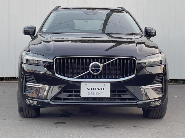 ＸＣ６０ プラス　Ｂ５　認定中古車　本革シート　インテリセーフ　衝突被害軽減ブレーキ　３６０ビューカメラ　パイロットアシスト　レーダークルーズ　マッサージ機能付きシート　シートヒーター　純正１９インチアルミ　純正ナビ（12枚目）