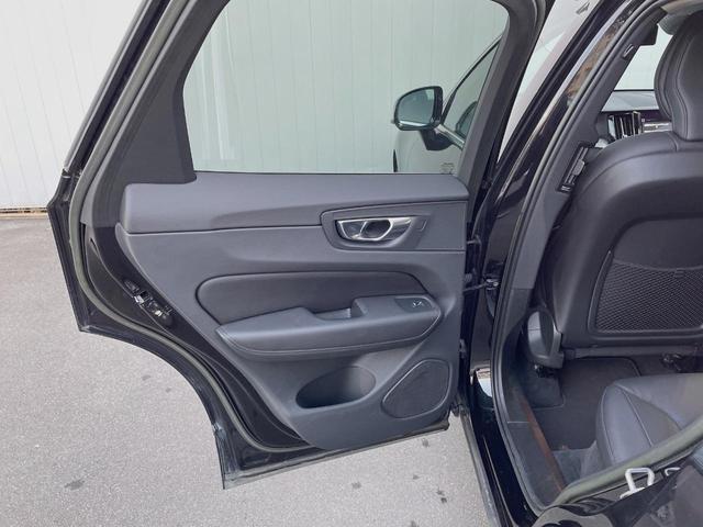 ＸＣ６０ プラス　Ｂ５　認定中古車　本革シート　インテリセーフ　衝突被害軽減ブレーキ　３６０ビューカメラ　パイロットアシスト　レーダークルーズ　マッサージ機能付きシート　シートヒーター　純正１９インチアルミ　純正ナビ（22枚目）