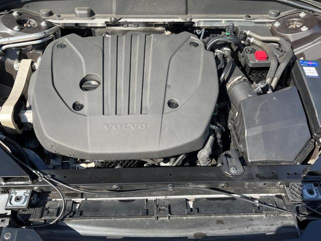 XC60 アルティメット B5 AWD パノラマガラスサンルーフ Googleモデル  革シート 360°ビューカメラ パイロットアシスト マッサージ機能付きシート シートベンチレーション パワーシート パワーバックドア(22枚目)