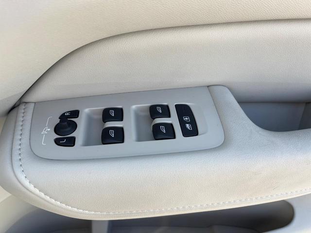 XC60 アルティメット B5 AWD パノラマガラスサンルーフ Googleモデル  革シート 360°ビューカメラ パイロットアシスト マッサージ機能付きシート シートベンチレーション パワーシート パワーバックドア(35枚目)