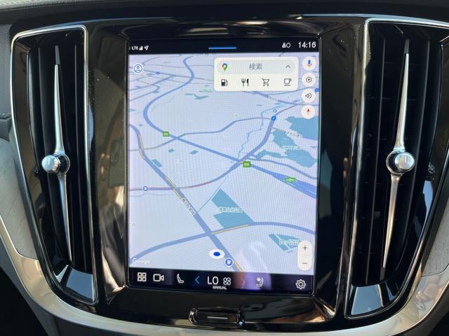 Ｖ６０ アルティメット　Ｂ４　認定中古車　インテリセーフ　禁煙車　ｈａｒｍａｎ／ｋａｒｄｏｎ　ナッパレザーシート　Ｇｏｏｇｌｅナビ　３６０°ビューカメラ　全席シートヒーター　シートベンチレーション　マッサージ機能　純正ドラレコ（7枚目）