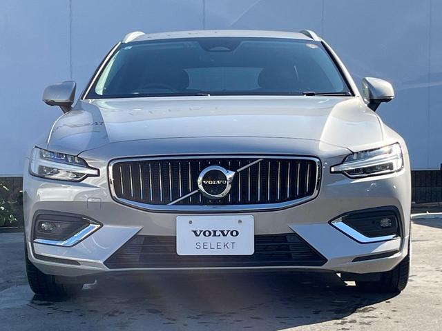 Ｖ６０ アルティメット　Ｂ４　認定中古車　インテリセーフ　禁煙車　ｈａｒｍａｎ／ｋａｒｄｏｎ　ナッパレザーシート　Ｇｏｏｇｌｅナビ　３６０°ビューカメラ　全席シートヒーター　シートベンチレーション　マッサージ機能　純正ドラレコ（18枚目）