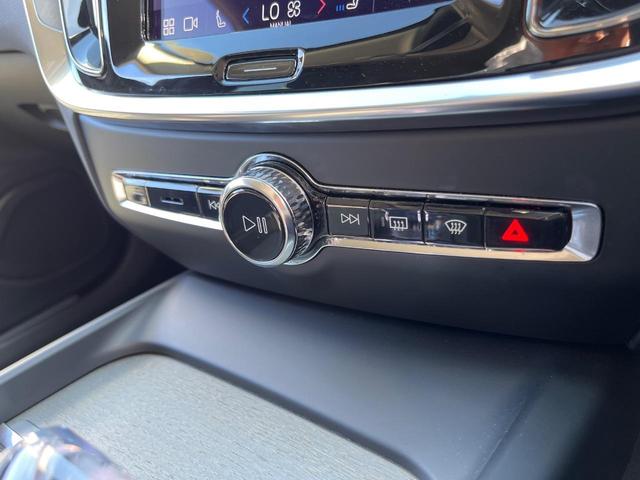 Ｖ６０ アルティメット　Ｂ４　認定中古車　インテリセーフ　禁煙車　ｈａｒｍａｎ／ｋａｒｄｏｎ　ナッパレザーシート　Ｇｏｏｇｌｅナビ　３６０°ビューカメラ　全席シートヒーター　シートベンチレーション　マッサージ機能　純正ドラレコ（27枚目）