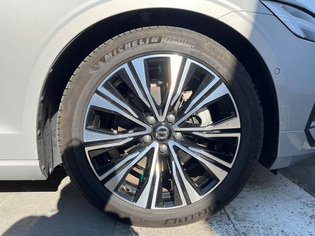 Ｖ６０ アルティメット　Ｂ４　認定中古車　インテリセーフ　禁煙車　ｈａｒｍａｎ／ｋａｒｄｏｎ　ナッパレザーシート　Ｇｏｏｇｌｅナビ　３６０°ビューカメラ　全席シートヒーター　シートベンチレーション　マッサージ機能　純正ドラレコ（43枚目）