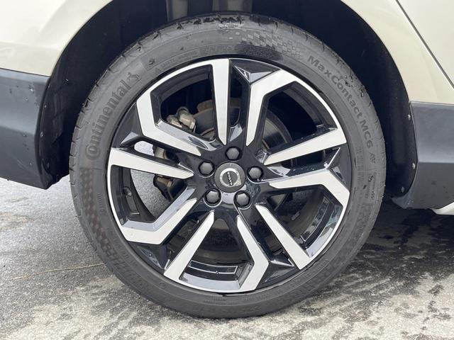 V40 クロスカントリー T5 AWD サマム 本革シート harman kardon 衝突被害軽減ブレーキ レーダークルーズ 純正ナビ シートヒーター 純正18インチアルミ バックカメラ ブラインドスポットインフォメーション Bluetooth(26枚目)