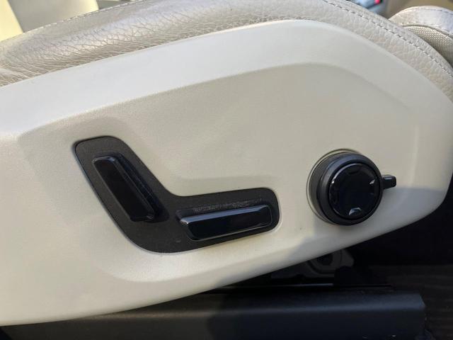 ＸＣ９０ Ｔ５　ＡＷＤ　モーメンタム　革シート　純正９型ナビ　インテリセーフ　衝突被害軽減ブレーキ　シートヒーター　パワーシート　３６０°ビューカメラ　禁煙車　ＬＥＤヘッドライト　レーダークルーズ　パワーテールゲート（9枚目）