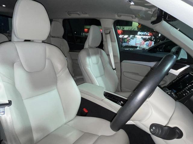 ＸＣ９０ Ｔ５　ＡＷＤ　モーメンタム　革シート　純正９型ナビ　インテリセーフ　衝突被害軽減ブレーキ　シートヒーター　パワーシート　３６０°ビューカメラ　禁煙車　ＬＥＤヘッドライト　レーダークルーズ　パワーテールゲート（11枚目）