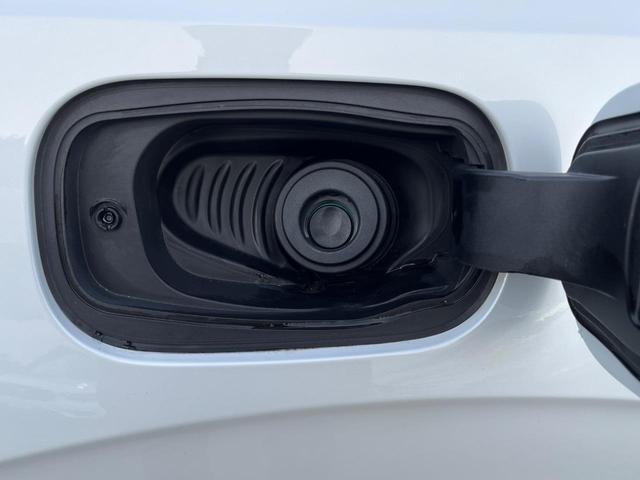 ＸＣ９０ Ｔ５　ＡＷＤ　モーメンタム　革シート　純正９型ナビ　インテリセーフ　衝突被害軽減ブレーキ　シートヒーター　パワーシート　３６０°ビューカメラ　禁煙車　ＬＥＤヘッドライト　レーダークルーズ　パワーテールゲート（25枚目）