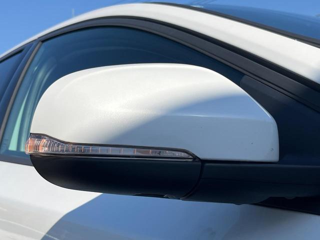 Ｖ４０ Ｄ４　モメンタム　純正ナビ　アダプティブクルーズコントロール　バックカメラ　パワーシート　純正革巻きステアリング　ステアリングスイッチ　禁煙車　純正１７インチアルミホイール　インテリセーフ　ＥＴＣ（28枚目）