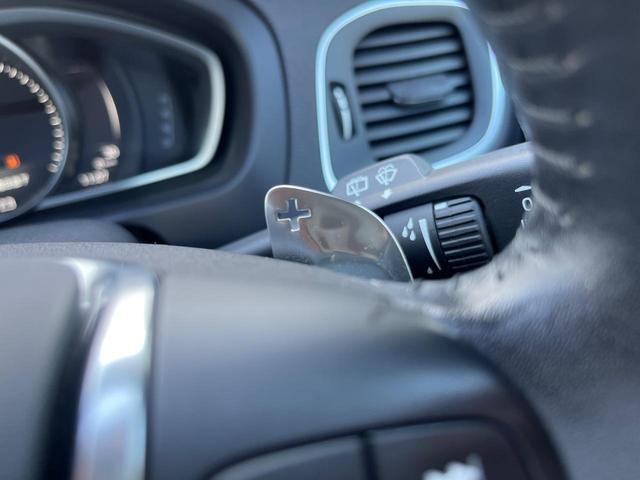 Ｖ４０ Ｄ４　モメンタム　純正ナビ　アダプティブクルーズコントロール　バックカメラ　パワーシート　純正革巻きステアリング　ステアリングスイッチ　禁煙車　純正１７インチアルミホイール　インテリセーフ　ＥＴＣ（41枚目）