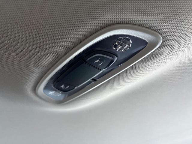 Ｖ４０ Ｄ４　モメンタム　純正ナビ　アダプティブクルーズコントロール　バックカメラ　パワーシート　純正革巻きステアリング　ステアリングスイッチ　禁煙車　純正１７インチアルミホイール　インテリセーフ　ＥＴＣ（55枚目）