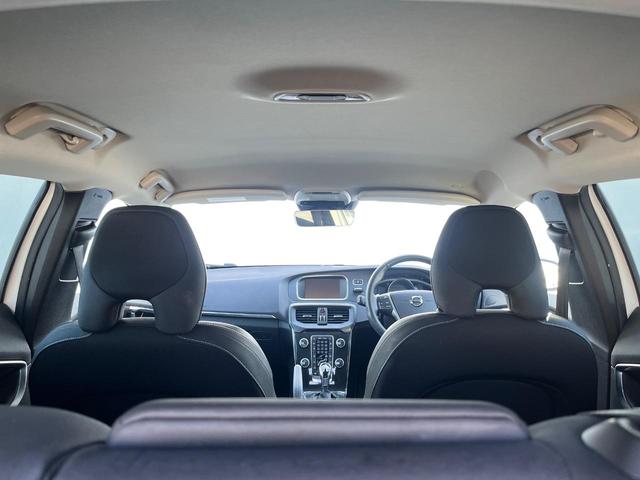 Ｖ４０ Ｄ４　モメンタム　純正ナビ　アダプティブクルーズコントロール　バックカメラ　パワーシート　純正革巻きステアリング　ステアリングスイッチ　禁煙車　純正１７インチアルミホイール　インテリセーフ　ＥＴＣ（57枚目）