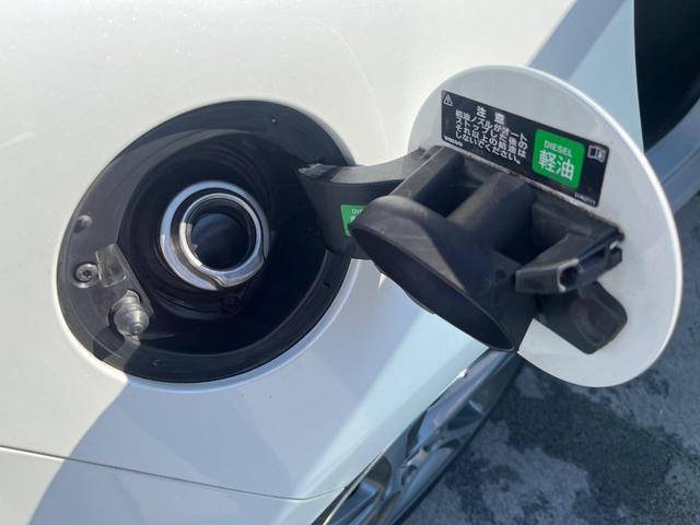 Ｖ４０ Ｄ４　モメンタム　純正ナビ　アダプティブクルーズコントロール　バックカメラ　パワーシート　純正革巻きステアリング　ステアリングスイッチ　禁煙車　純正１７インチアルミホイール　インテリセーフ　ＥＴＣ（66枚目）