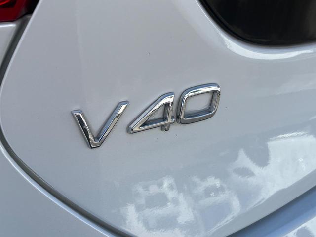 Ｖ４０ Ｄ４　モメンタム　純正ナビ　アダプティブクルーズコントロール　バックカメラ　パワーシート　純正革巻きステアリング　ステアリングスイッチ　禁煙車　純正１７インチアルミホイール　インテリセーフ　ＥＴＣ（68枚目）