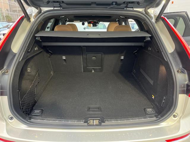 ＸＣ６０ Ｄ４　ＡＷＤ　インスクリプション　サンルーフ　ｈａｒｍａｎ／ｋａｒｄｏｎ　ファインナッパレザー　インテリセーフ　衝突被害軽減ブレーキ　シートヒーター　ベンチレーション　マッサージ機能付きシート　パワーシート　パワーバックドア　禁煙車（72枚目）