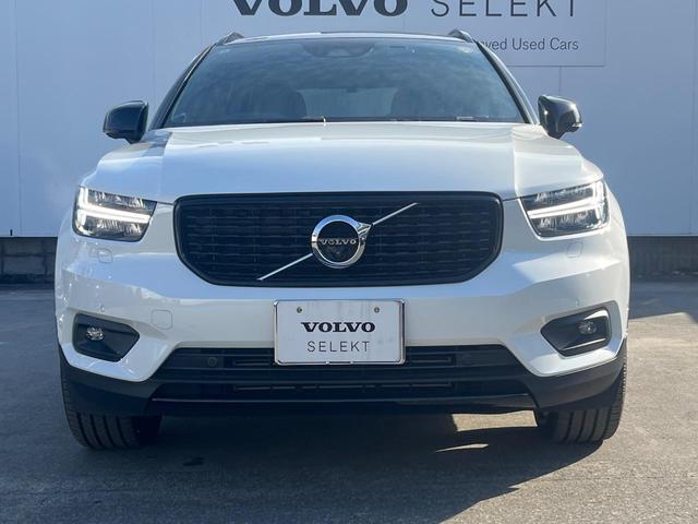 XC40 T4 AWD Rデザイン サンルーフ グレード専用シート インテリセーフ 衝突被害軽減ブレーキ シートヒーター パワーシート パワーバックドア LEDヘッドライト 360°ビューカメラ 禁煙車 レーダークルーズ(17枚目)