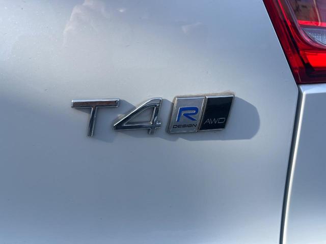 XC40 T4 AWD Rデザイン サンルーフ グレード専用シート インテリセーフ 衝突被害軽減ブレーキ シートヒーター パワーシート パワーバックドア LEDヘッドライト 360°ビューカメラ 禁煙車 レーダークルーズ(29枚目)