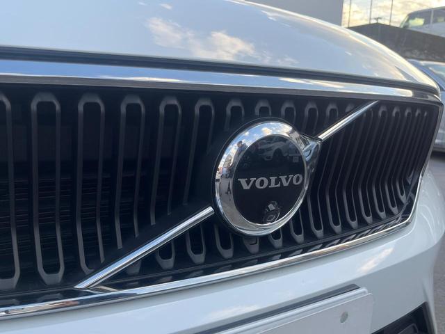 ＸＣ４０ プラス　プロ　Ｂ３　認定中古車　Ｇｏｏｇｌｅナビ　インテリセーフ　衝突被害軽減ブレーキ　３６０°カメラ　パイロットアシスト　レーダークルーズ　純正９インチナビ　禁煙車　シートヒーター　メモリー機能付きパワーシート（28枚目）