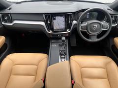 Ｓ６０Ｔ４　モメンタム入庫です！シートエアコンなど快適装備盛りだくさん♪もちろんボルボが世界に誇る安全機能も多数装備されており、ご旅行にもピッタリの一台です。 2
